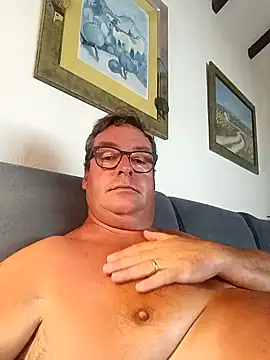 Snapshot of MountJohnXL chatting on 02-06-25, 11:04 MountJohnXL online show from 02-06-25, 11:04