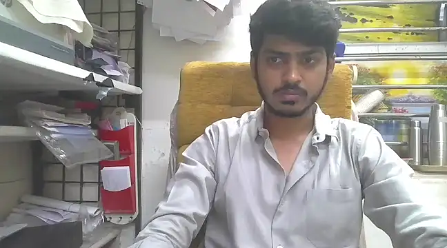 Snapshot of cute_modell chatting on 02-26-25, 10:15 cute modell online show from 02-26-25, 10:15