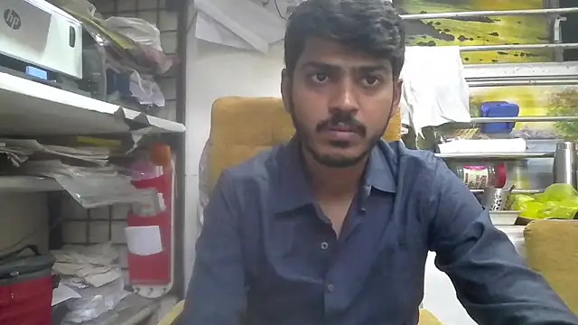 Snapshot of cute_modell chatting on 02-17-26, 12:45 cute modell online show from 02-17-26, 12:45