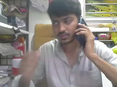 Snapshot of cute_modell chatting on 03-12-26, 12:33 cute modell online show from 03-12-26, 12:33