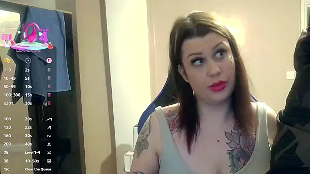 Snapshot of vanillachocduo chatting on 03-20-25, 11:34 vanillachocduo online show from 03-20-25, 11:34