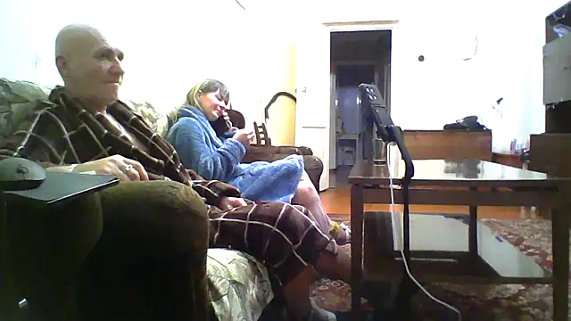 LoverCoupxl online show from 12-20-25, 02:02