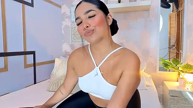 CharlotteGraay online show from 12-03-25, 07:34