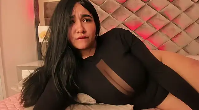 Sara  collins   online show from 02-11-25, 03:40