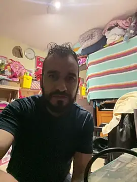 leonardohot1987 online show from 01-24-25, 02:28