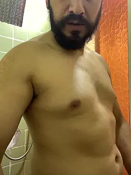 leonardohot1987 online show from 02-12-25, 03:18