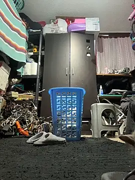 Snapshot of leonardohot1987 chatting on 02-10-26, 12:37 leonardohot1987 online show from 02-10-26, 12:37