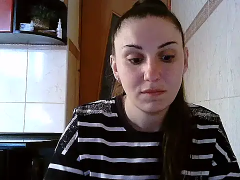 Yuliia30 online show from 04-19-26, 11:09