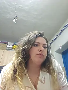 Snapshot of Jyleta chatting on 01-11-25, 02:30 Jyleta online show from 01-11-25, 02:30