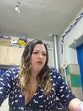 Snapshot of Jyleta chatting on 01-31-25, 10:42 Jyleta online show from 01-31-25, 10:42