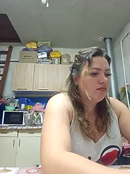 Snapshot of Jyleta chatting on 10-30-25, 11:05 Jyleta online show from 10-30-25, 11:05