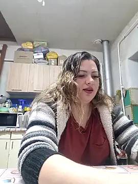 Snapshot of Jyleta chatting on 12-04-25, 10:07 Jyleta online show from 12-04-25, 10:07