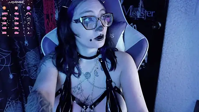 Kimlennox  online show from 03-25-26, 02:01