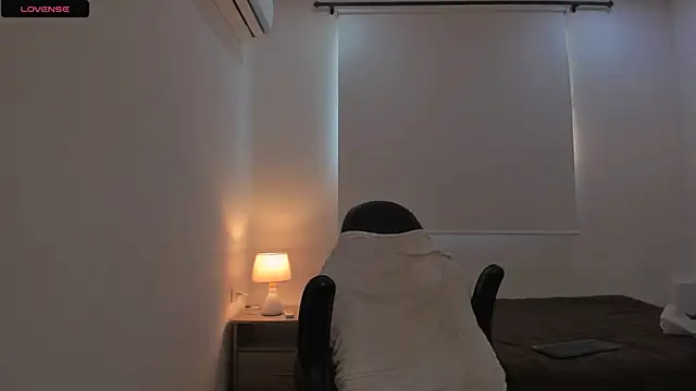 Snapshot of maxsteel177 chatting on 02-07-25, 10:52 maxsteel177 online show from 02-07-25, 10:52