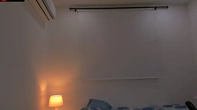 Snapshot of maxsteel177 chatting on 02-12-25, 12:58 maxsteel177 online show from 02-12-25, 12:58