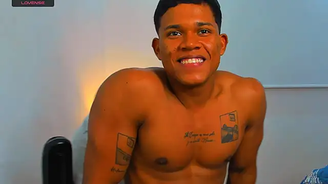 Snapshot of maxsteel177 chatting on 03-15-25, 02:35 maxsteel177 online show from 03-15-25, 02:35