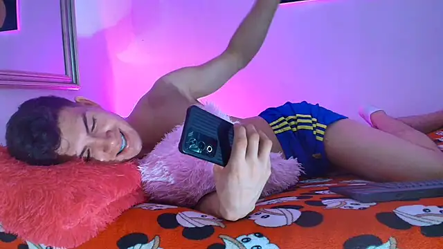 orlando yate online show from 10-12-25, 08:35