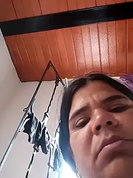 Snapshot of ladysleeper3 chatting on 05-22-26, 04:56 ladysleeper3 online show from 05-22-26, 04:56