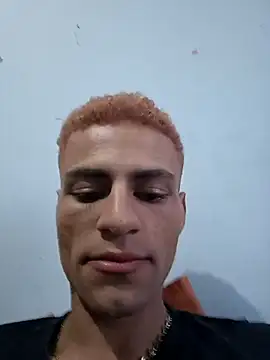 Snapshot of dany_hardy chatting on 09-17-25, 10:33 dany hardy online show from 09-17-25, 10:33