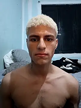 Snapshot of dany_hardy chatting on 10-07-25, 08:22 dany hardy online show from 10-07-25, 08:22