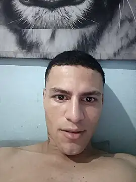 Snapshot of dany_hardy chatting on 10-26-25, 06:52 dany hardy online show from 10-26-25, 06:52