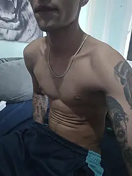 Snapshot of dany_hardy chatting on 11-12-25, 02:39 dany hardy online show from 11-12-25, 02:39