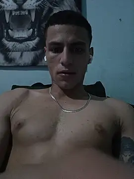 Snapshot of dany_hardy chatting on 11-13-25, 04:00 dany hardy online show from 11-13-25, 04:00