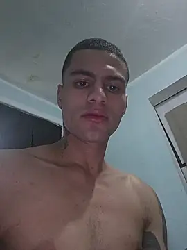 Snapshot of dany_hardy chatting on 11-14-25, 06:39 dany hardy online show from 11-14-25, 06:39