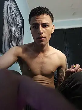 Snapshot of dany_hardy chatting on 02-22-26, 04:02 dany hardy online show from 02-22-26, 04:02