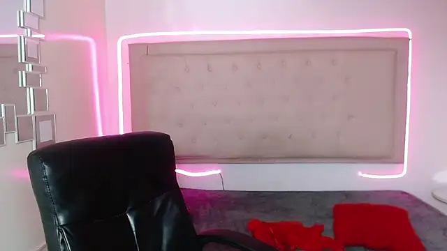 kathepickmanx online show from 10-17-25, 04:04