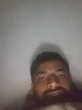 Snapshot of gawwalibhabhi_24 chatting on 12-02-25, 03:51 gawwalibhabhi 24 online show from 12-02-25, 03:51