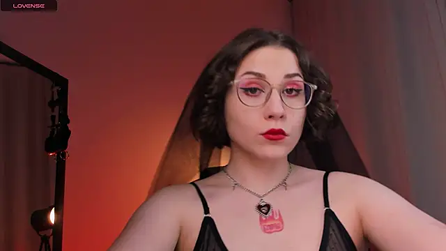 Snapshot of Eva_Moss_ chatting on 02-19-25, 12:35 Eva Moss online show from 02-19-25, 12:35