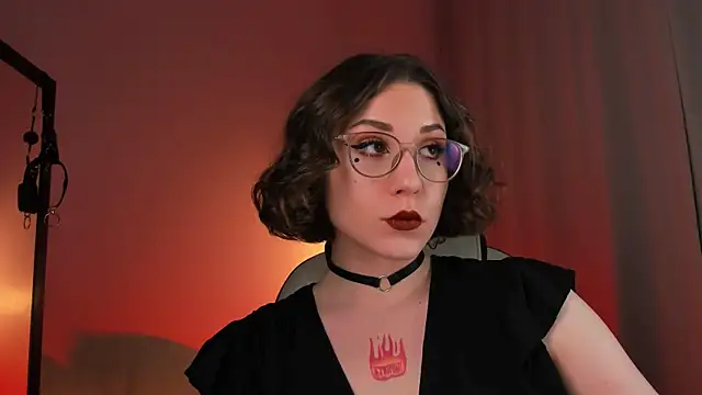 Snapshot of Eva_Moss_ chatting on 03-15-25, 01:52 Eva Moss online show from 03-15-25, 01:52