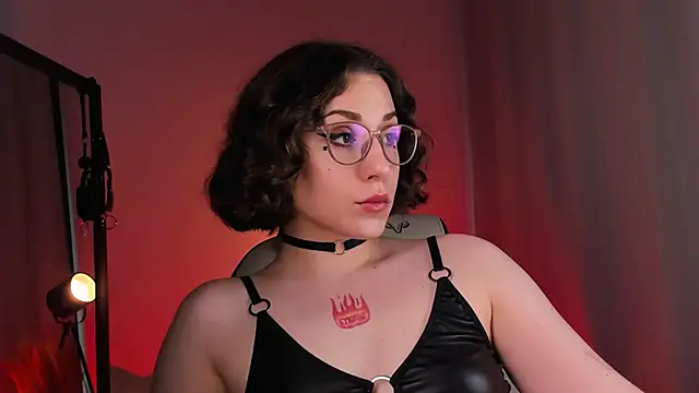 Snapshot of Eva_Moss_ chatting on 03-20-25, 10:21 Eva Moss online show from 03-20-25, 10:21
