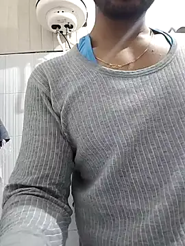 13horny13 online show from 02-02-25, 03:32