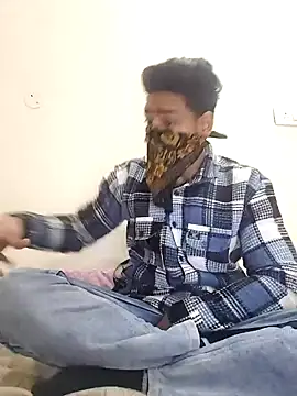 13horny13 online show from 02-11-25, 06:08