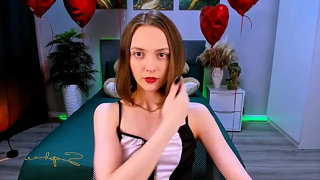 Snapshot of JesssWalker chatting on 03-11-25, 08:53 JesssWalker online show from 03-11-25, 08:53