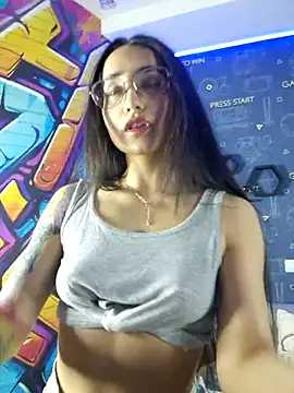 Snapshot of LittleX_Angel chatting on 03-13-25, 06:48 LittleX Angel online show from 03-13-25, 06:48