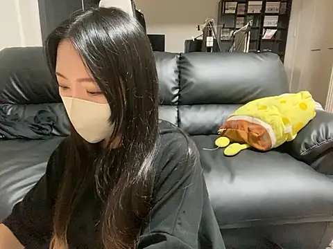 Snapshot of yazawa_oO chatting on 07-18-26, 11:19 yazawa oO online show from 07-18-26, 11:19
