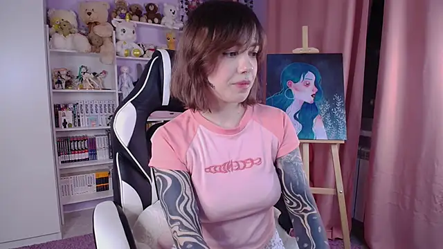 Snapshot of Catharsisi chatting on 01-16-25, 06:37 Catharsisi online show from 01-16-25, 06:37