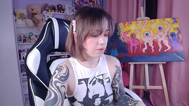 Snapshot of Catharsisi chatting on 01-29-25, 05:13 Catharsisi online show from 01-29-25, 05:13