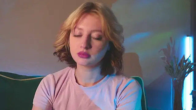 Snapshot of milasmiu chatting on 02-05-25, 03:09 milasmiu online show from 02-05-25, 03:09