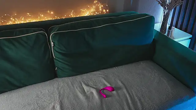 Snapshot of milasmiu chatting on 02-18-25, 07:09 milasmiu online show from 02-18-25, 07:09