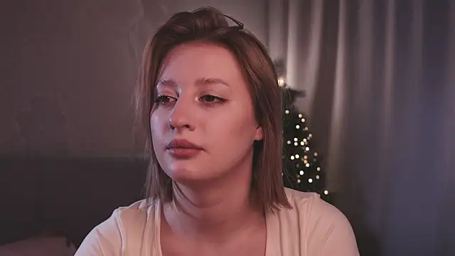 Snapshot of milasmiu chatting on 12-19-25, 07:48 milasmiu online show from 12-19-25, 07:48