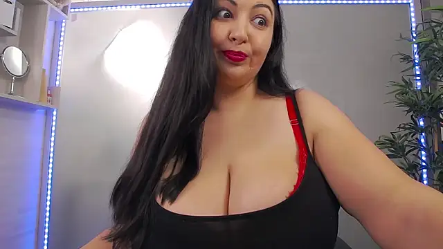 BustyEva  online show from 11-24-25, 04:23