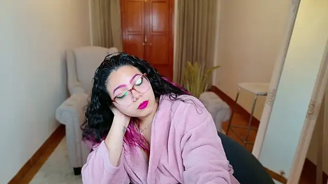 Snapshot of SelenaBlumX chatting on 01-28-25, 08:58 SelenaBlumX online show from 01-28-25, 08:58