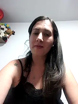 CHARLOTTE 1711 online show from 09-28-25, 04:40