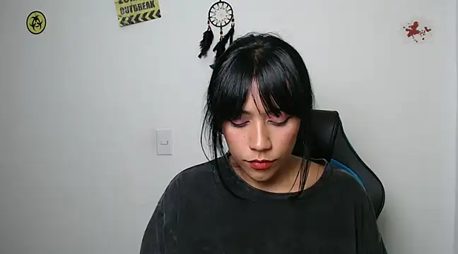 Snapshot of juli_love11 chatting on 01-30-25, 03:00 juli love11 online show from 01-30-25, 03:00