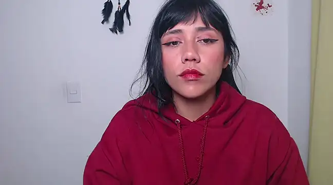 Snapshot of juli_love11 chatting on 02-09-25, 02:38 juli love11 online show from 02-09-25, 02:38