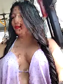Snapshot of Melyy_Edii chatting on 06-14-26, 05:37 Melyy Edii online show from 06-14-26, 05:37